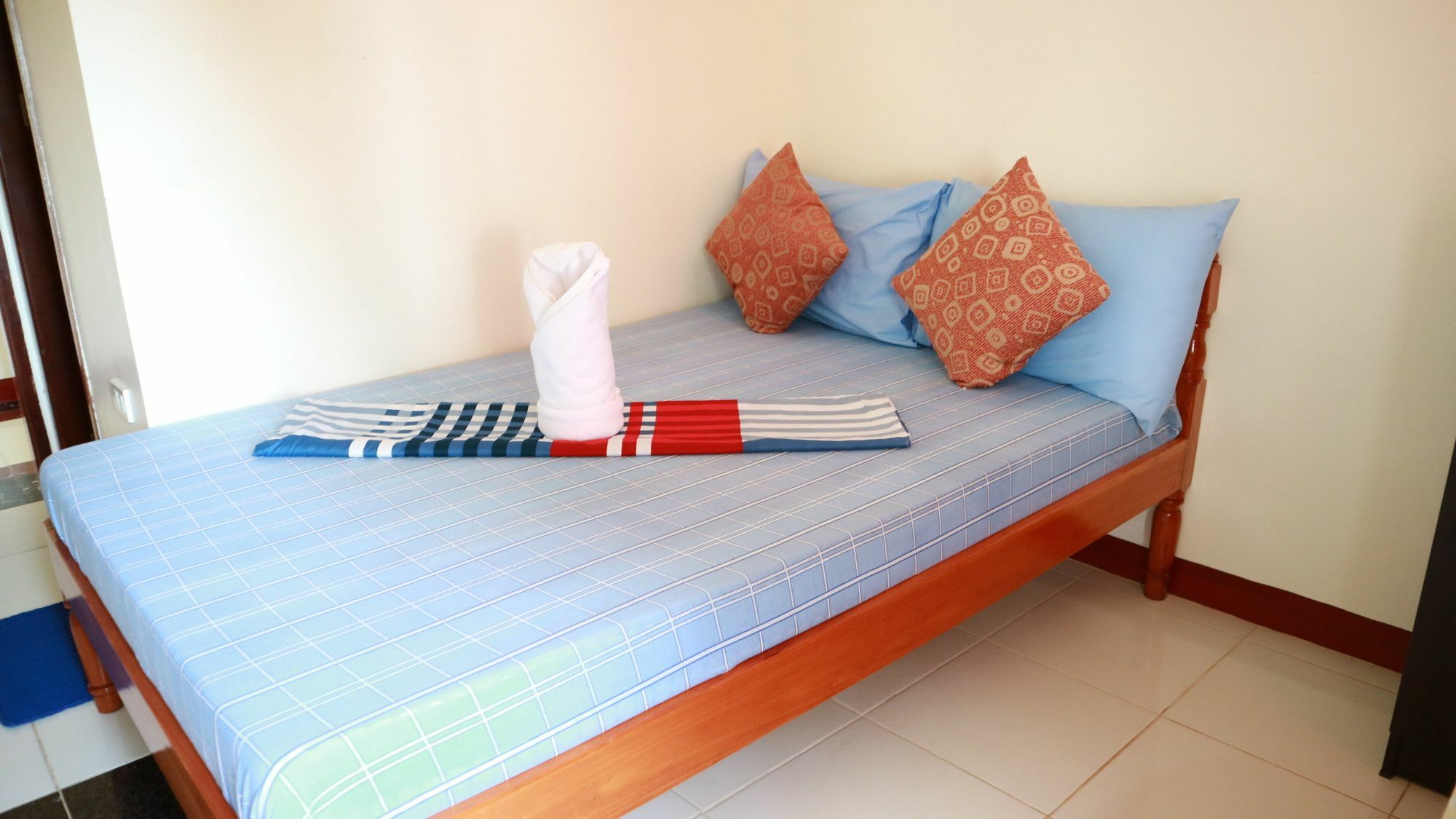 C Tower Studio Apartments Puerto Princesa Екстериор снимка