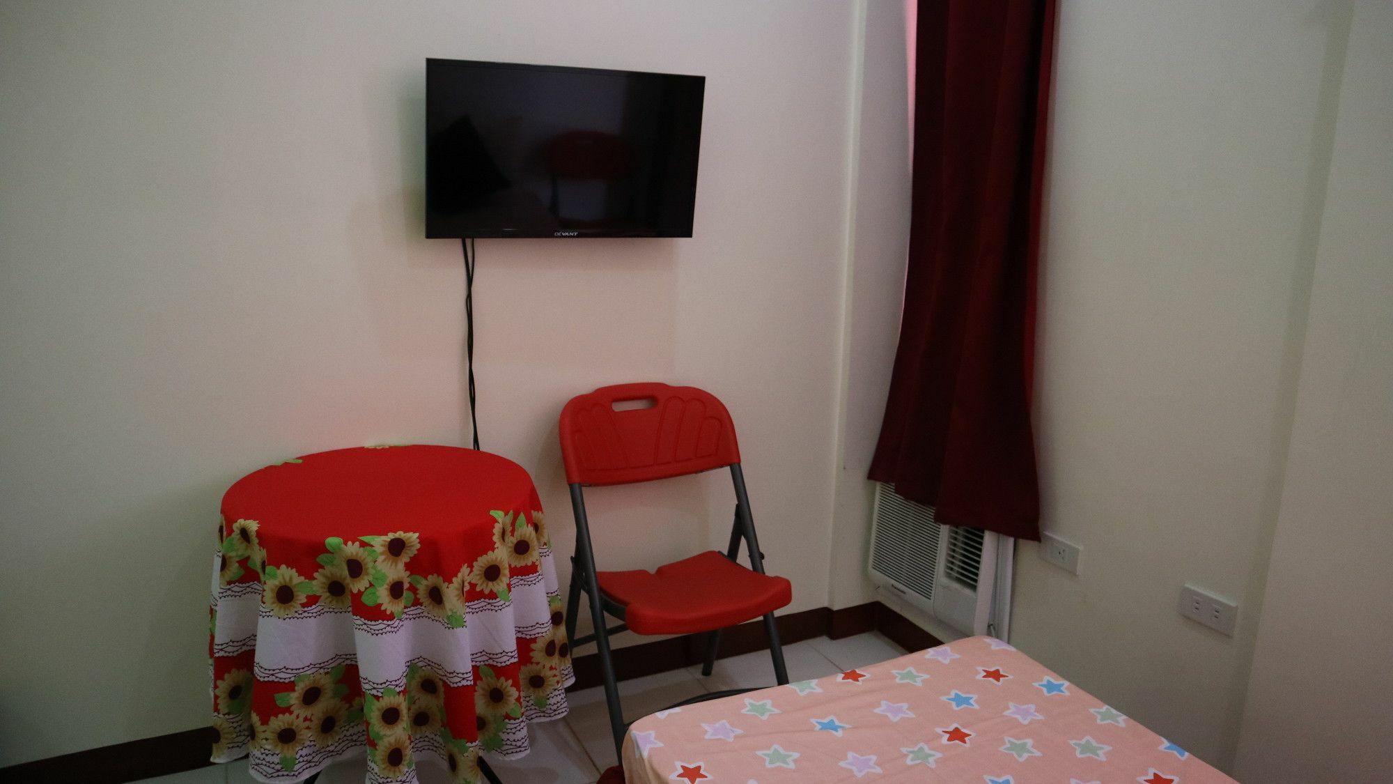 C Tower Studio Apartments Puerto Princesa Екстериор снимка